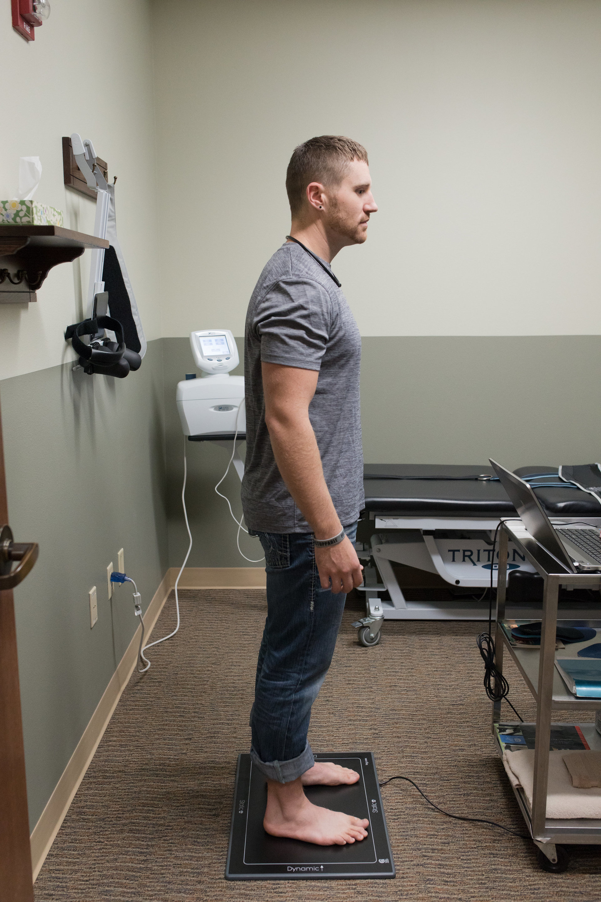 Electric Muscle Stimulation, River Ridge Spine & Rehab